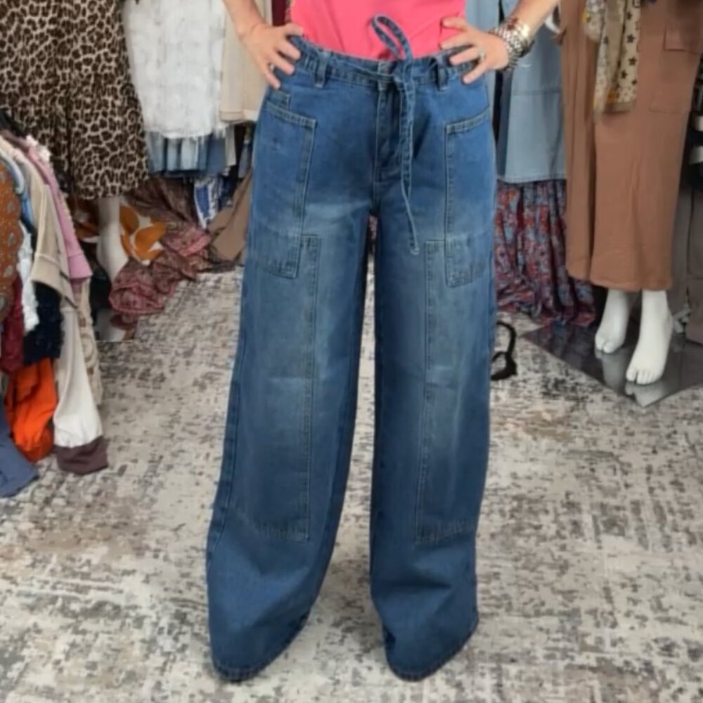 MOMS JEANS